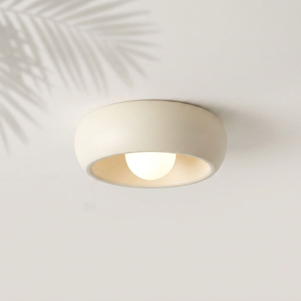 Plafonnier compact dôme finition crème, sphère opale — Navula