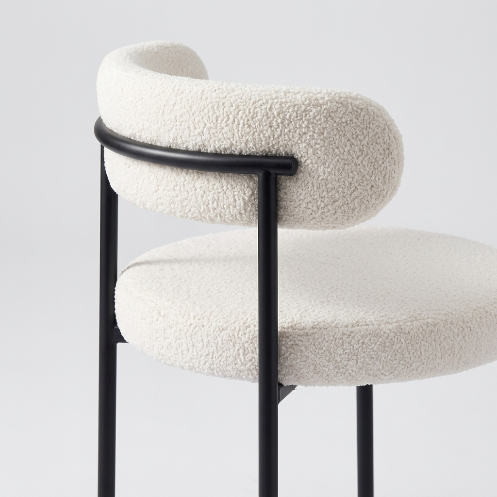 Zoom bouclé et pied métal — Navula