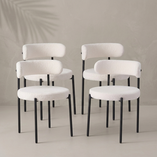 Lot de 4 chaises mid-century bouclé blanc, pieds métal noir — Navula